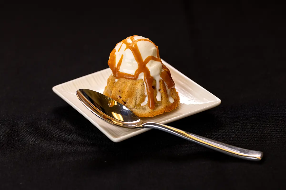 spiced apple rum cake