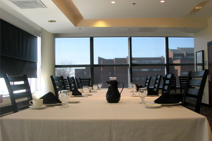 Boardroom Dining