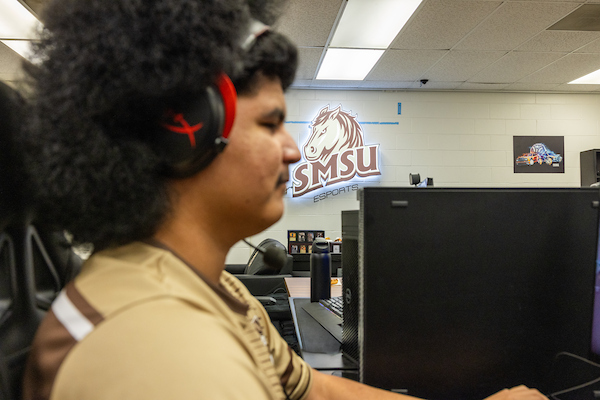 Photo: SMSU Esports Competes at National Level