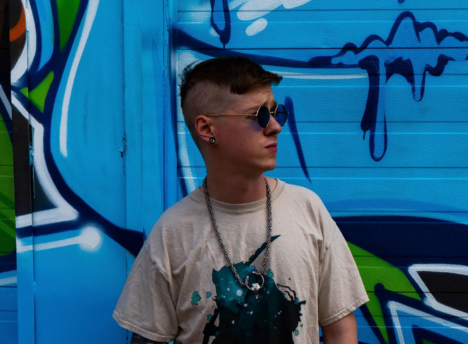 Crowfather. Image courtesy of the artist by Redeyewolf Visuals. 